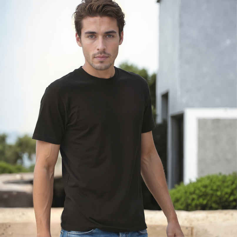 Men's Round Regular Fit Solid T Shirt