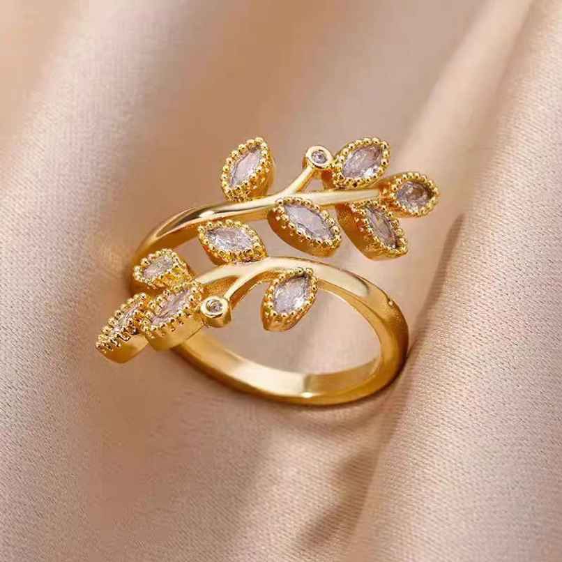 Beautynx Golden Leaf Shine Ring | Gold | BNX-RNG-0031