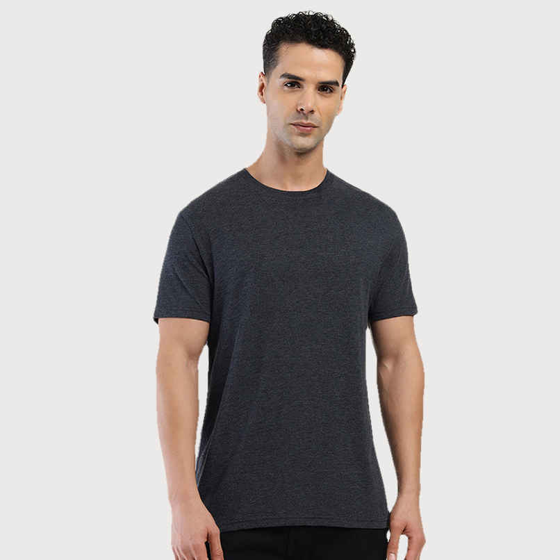 Levi's Men's Poly Cotton Round Neck T-shirt | Navy Blue - L