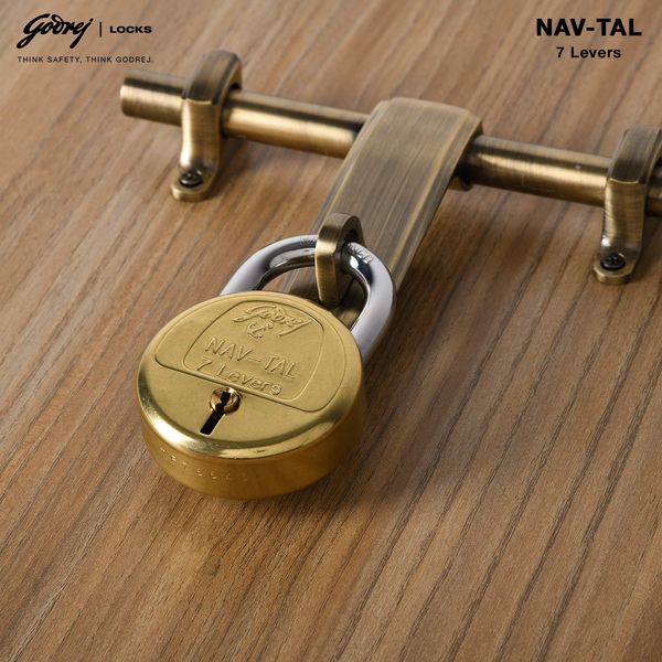 Godrej Locking Solutions and Systems Navtal 7 levers 4 Keys Padlock