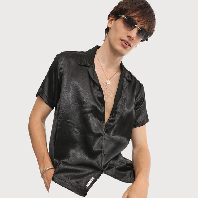 トップス fetico23SS BLACKCUTOUT SATIN SHIRT Campus Sutra Men's Midnight Black Solid Satin Shirt - Buy at ₹605