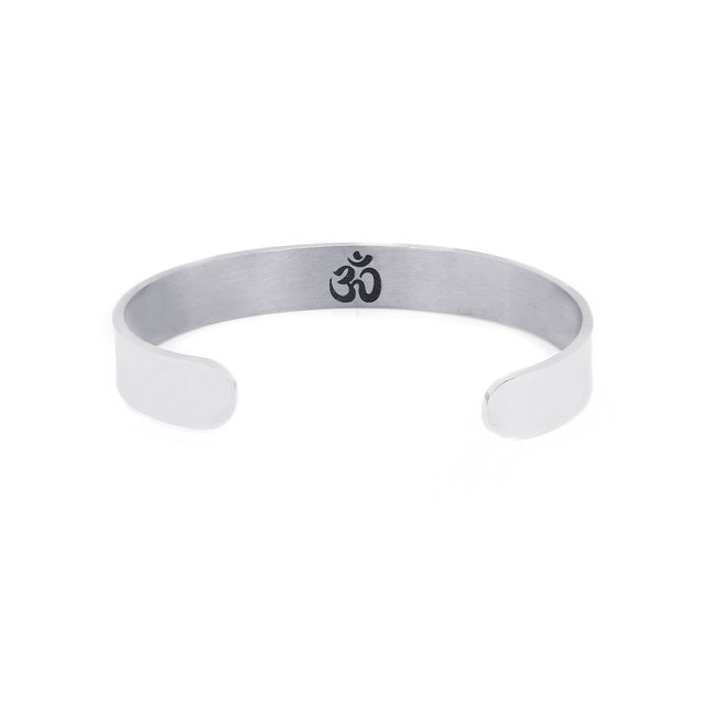 Yellow Chimes Silver Toned High Polished Om Kada for Men - Buy at