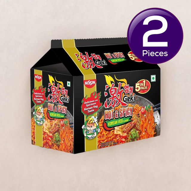 Nissin Geki - Hot and Spicy Korean Veg Flavoured Ramen Instant Noodles | 5 in 1 pack 400 g Combo