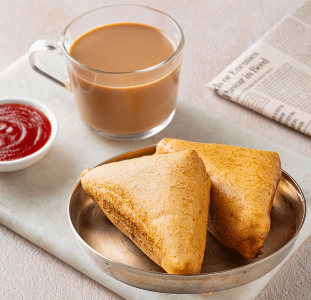 Bread Pakora(1pc) & Adrak Chai(1pc) Combo 2 combo Buy online at ₹213 near me
