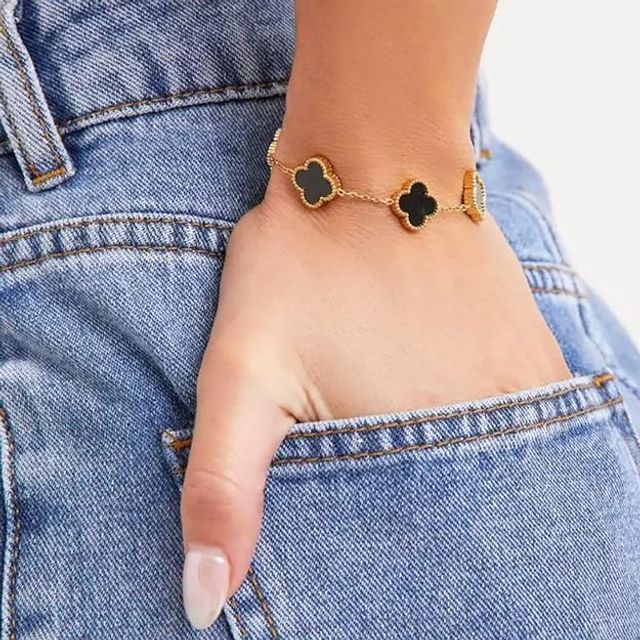 Beautynx AntiTarnish Black Clover Bracelet - Buy at ₹170 Online