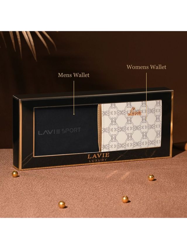 アンジュ ヴィエルジュ ウィンター ギフトボックス Ω Lavie Luxe Women's and Men's Revelation Gift Box Black - Buy at
